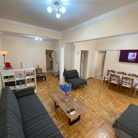 Beautiful Apartment In The Center Of Thessaloníki Luaran gambar
